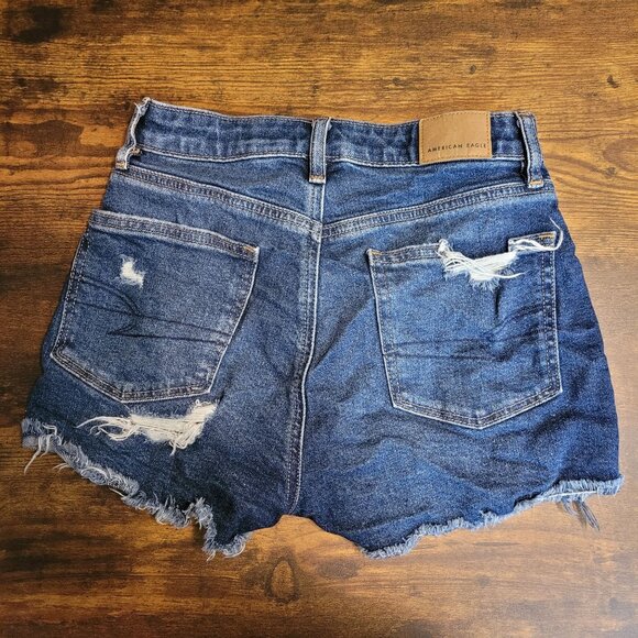 American Eagle Mom Shorts Size 00 Strigid Medium Dark Wash Ripped - Picture 2 of 9